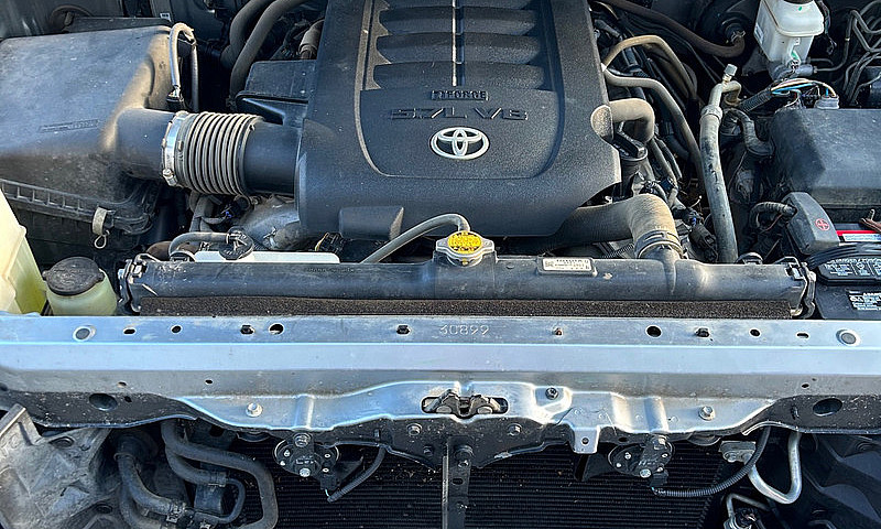 2013 Toyota Tundra C...