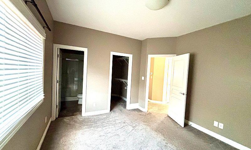 3-Bedroom Top Bungal...