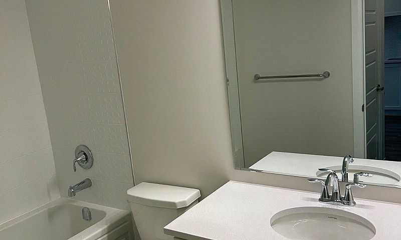 Almost New 1 Bedroom...