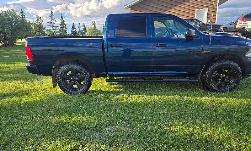 2020 Ram 1500 Classi...