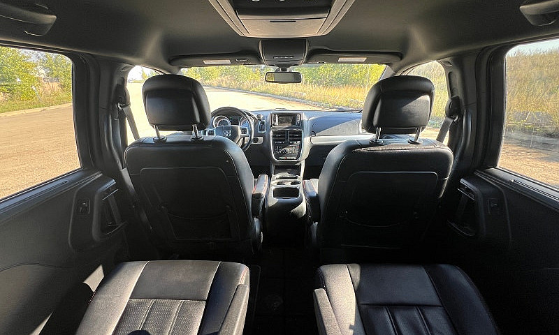 2019 Dodge Grand Car...