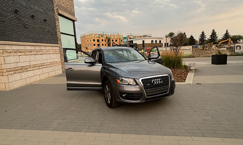 Clean Audi Q5...