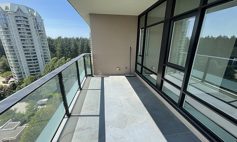 Modern Junior 2Br Co...