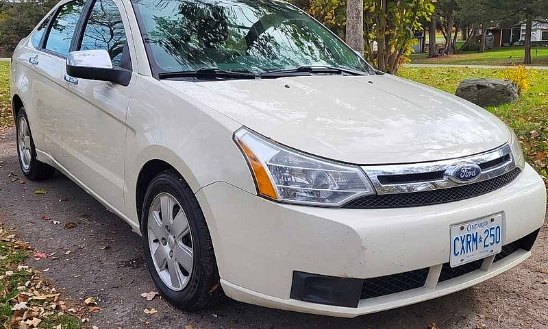 2009 Ford Focus Se –...