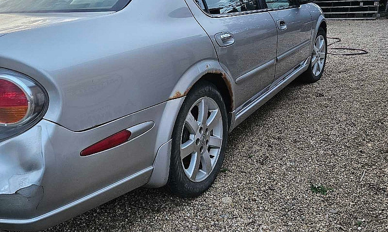 2003 Nissan Maxima ...