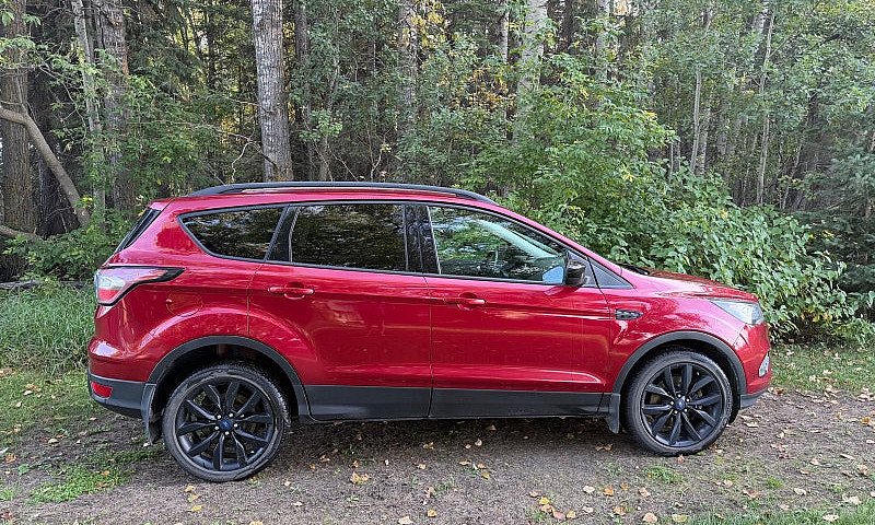 2017 Ford Escape...