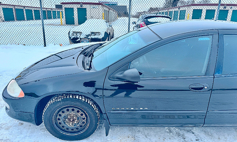 2001 Chrysler Intrep...