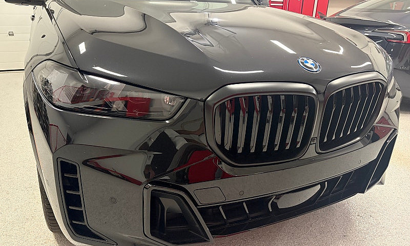 2026 Bmw X5 50E...