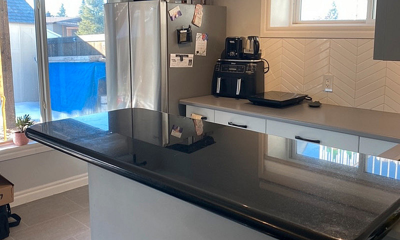 1 Bedroom Walkout Ba...