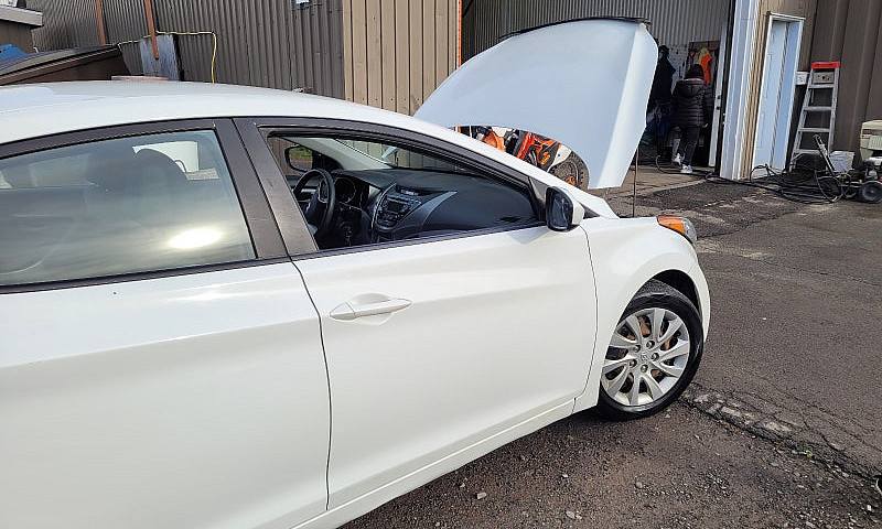 2012 Hyundai Elantra...