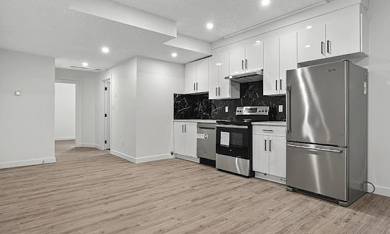 Gorgeous 2 Bed 1 Bat...