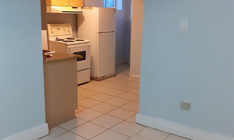 Basement 2Bedroom Un...