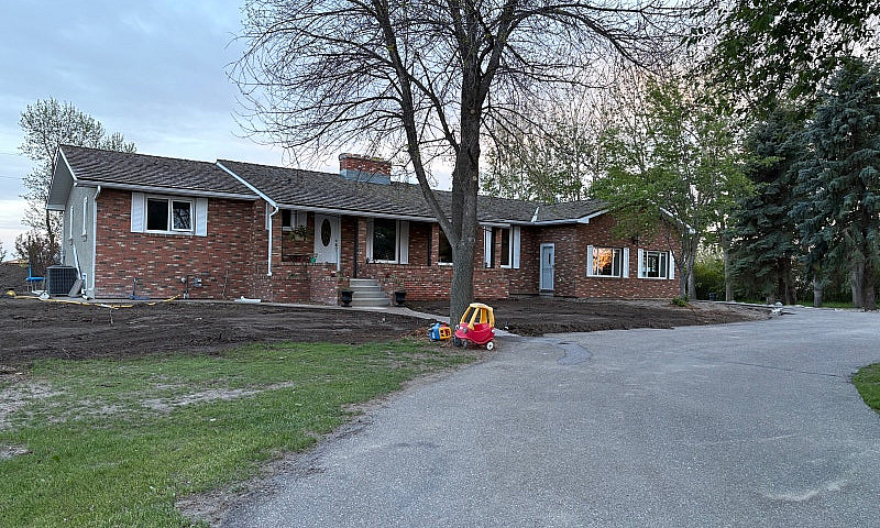 House For Sale. To B...