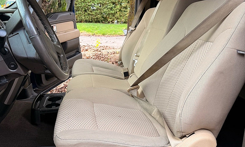 Ford F150 - 4X4 - Su...