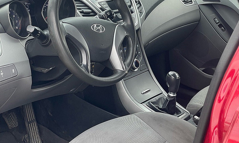 2016 Hyundai Elantra...