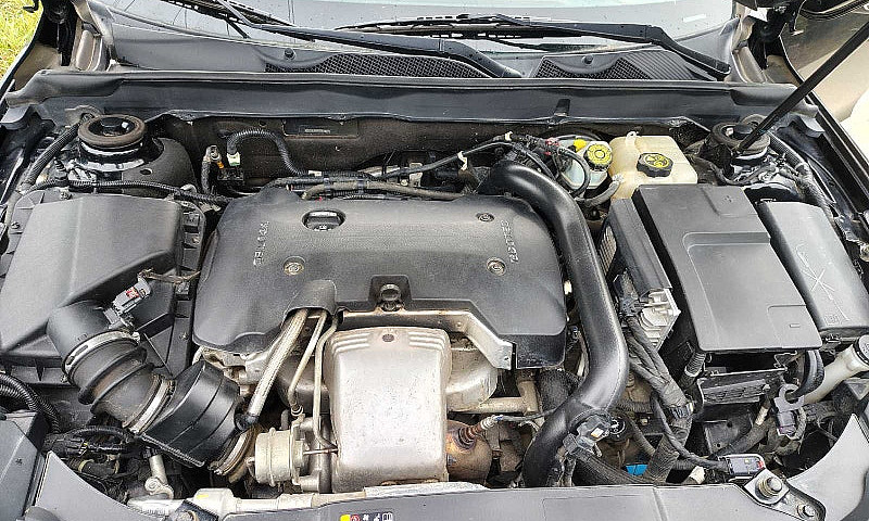 2014 Chevy Malibu Lt...