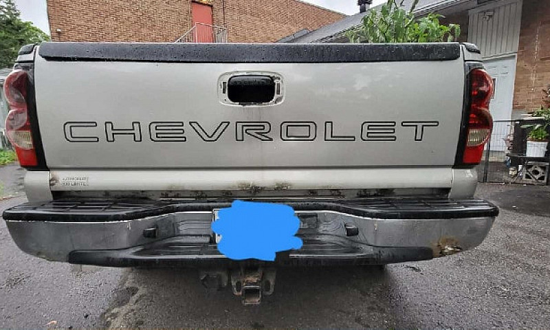 2005 Chevrolet Silve...