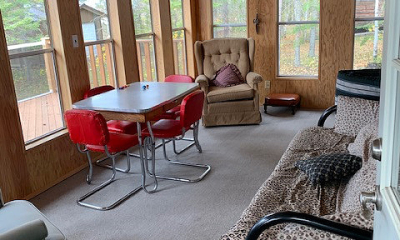 Lakefront Cottage...