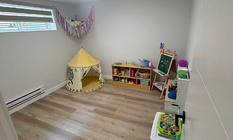 2 Bedroom Basement F...