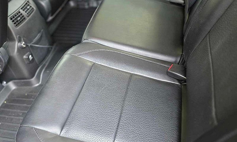 2013 Nissan Titan Sl...