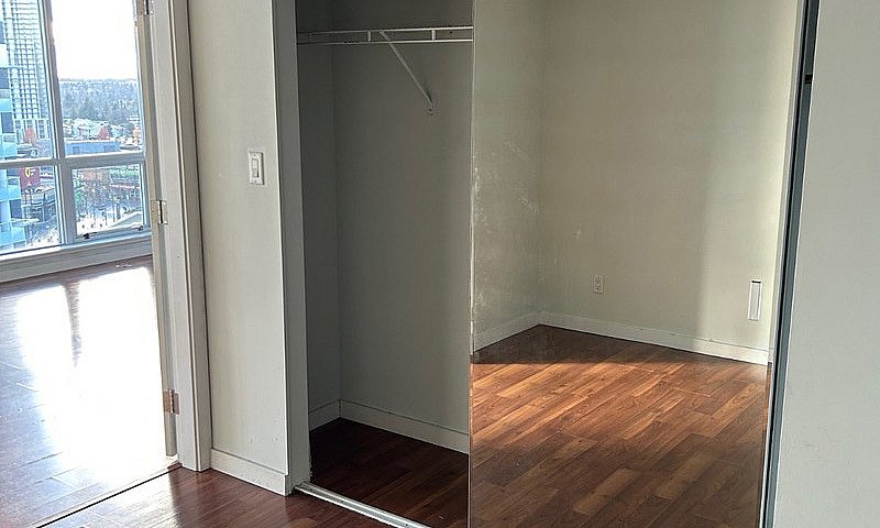 One Bedroom Apartmen...
