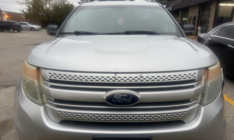 2011 Ford Explorer X...