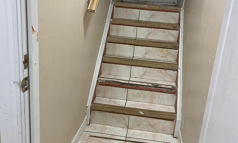 2 Bedroom Basement A...