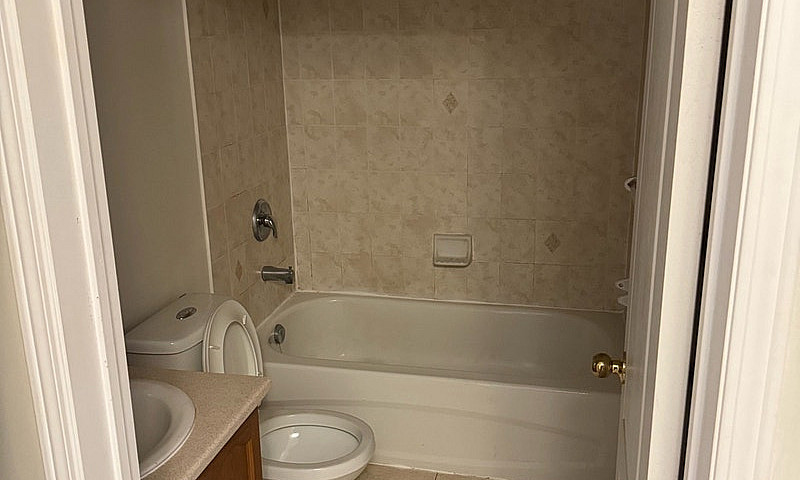 1 Bedroom Coach Hous...