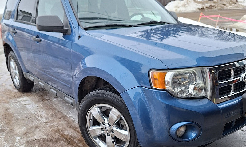 2009 Ford Escape...