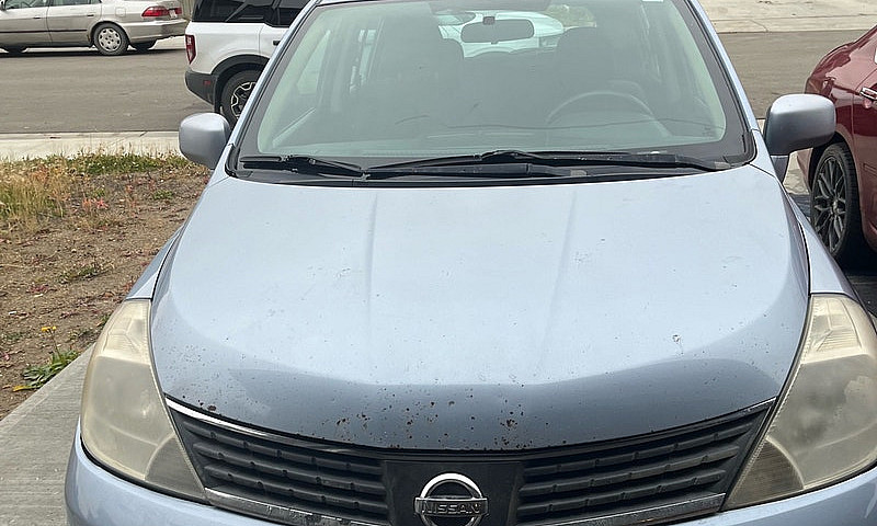 2009 Nissan Versa ...