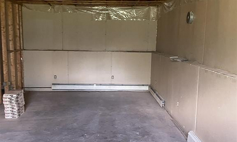 Private Home On 4.63...