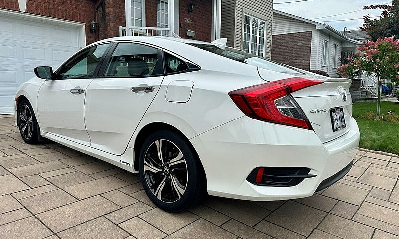 Honda Civic Touring ...