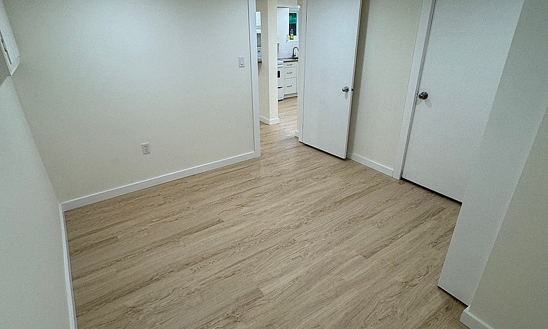 2 Beds 1 Bath Apartm...