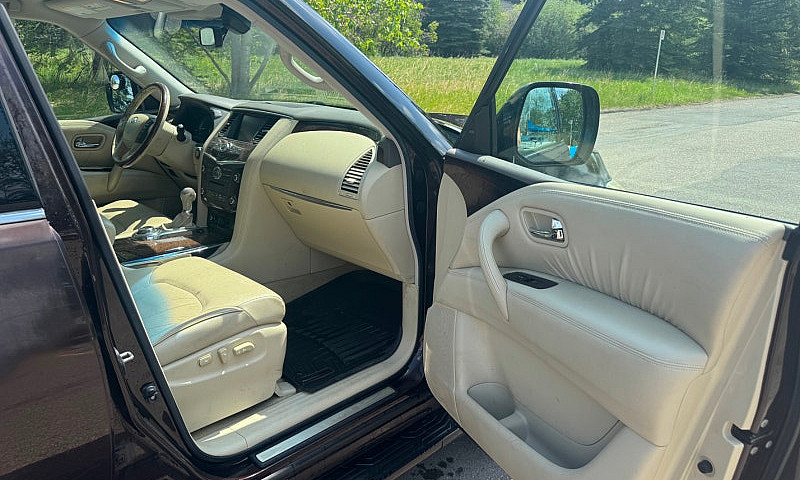 2011 Infiniti Qx56...