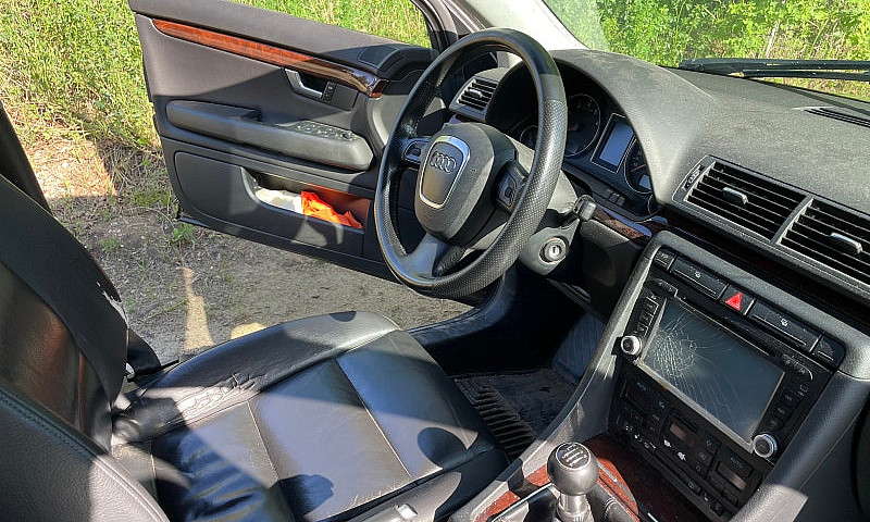 Audi Quatrro 4A 3.2L...