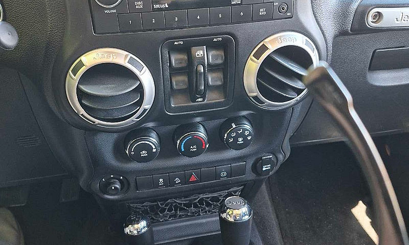 2011 Jeep Wrangler U...