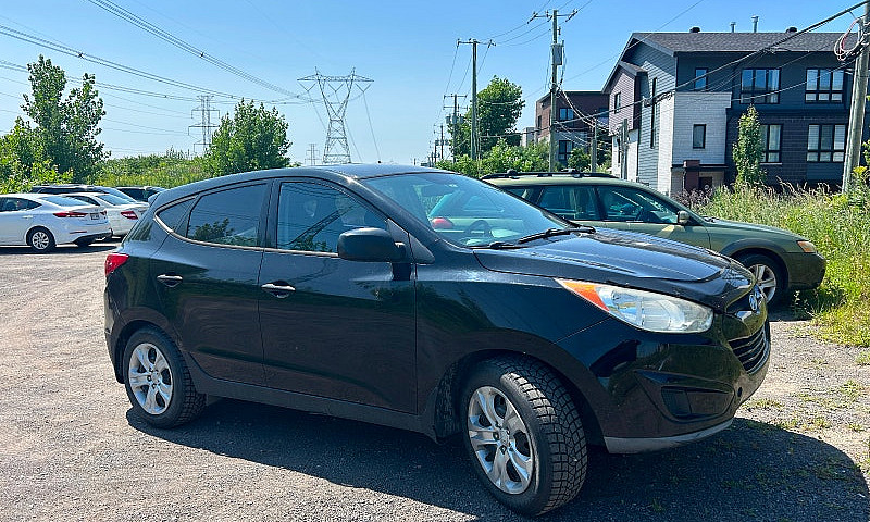 Suv - Hyundai Tucson...