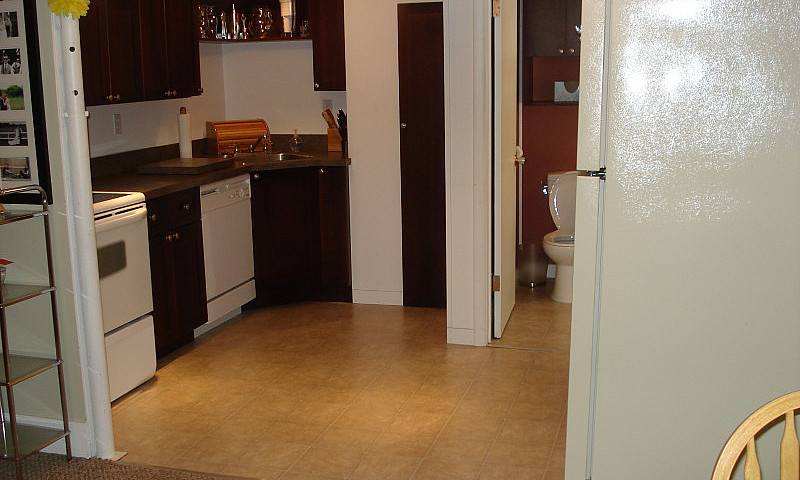 2 Bedroom Basement S...