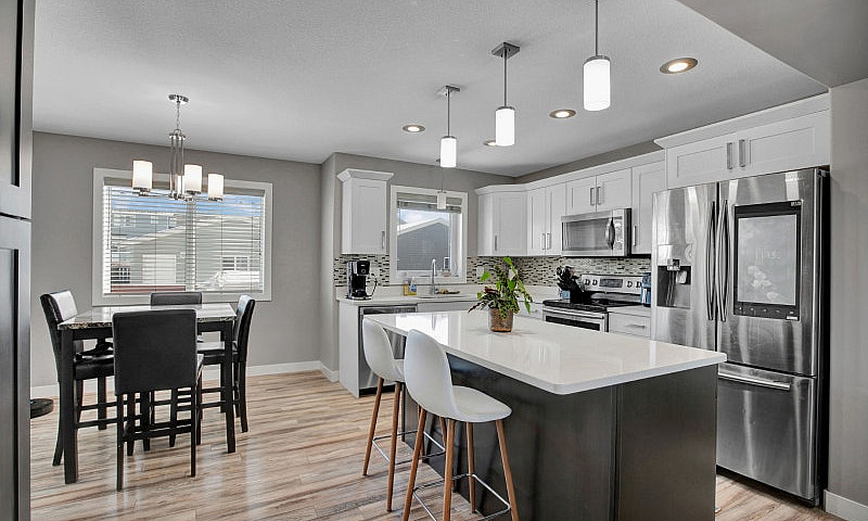 3 Beds 3 Baths House...