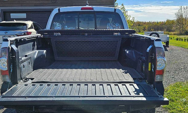 2010 Toyota Tacoma ...