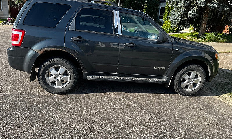 2008 Ford Escape...