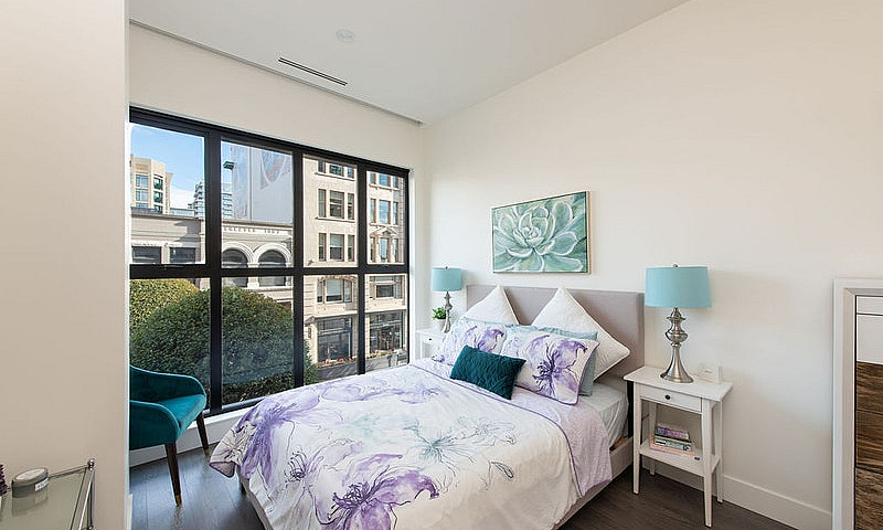 Luxury 1 Bedroom & D...