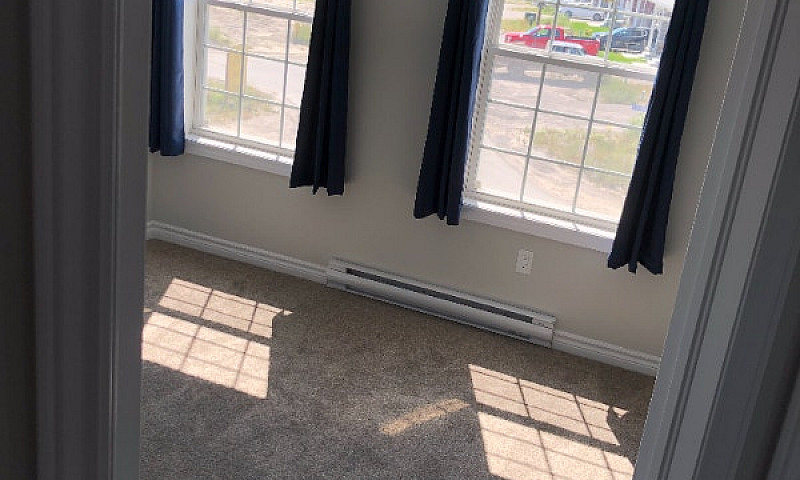 New 2 Bedroom 1.5 Ba...