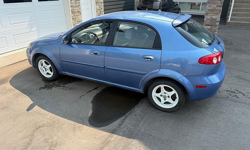 2004 Chevrolet Optra...