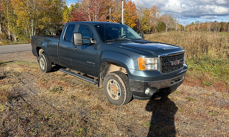 2011 Gmc 2500...