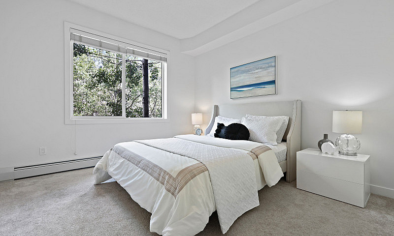 Stylish One-Bedroom ...