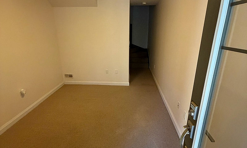 Townhouse Rental ...