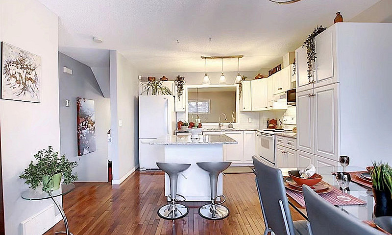 3 Bedroom Condo Furn...