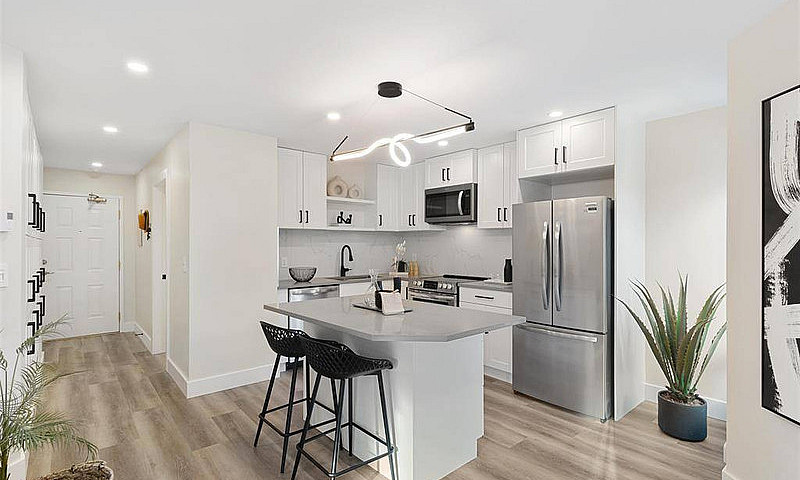 $2,750 / 2Br - 825Ft...