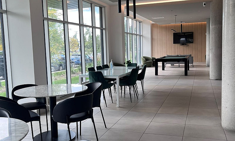 3 ½  - Condo À Anjou...